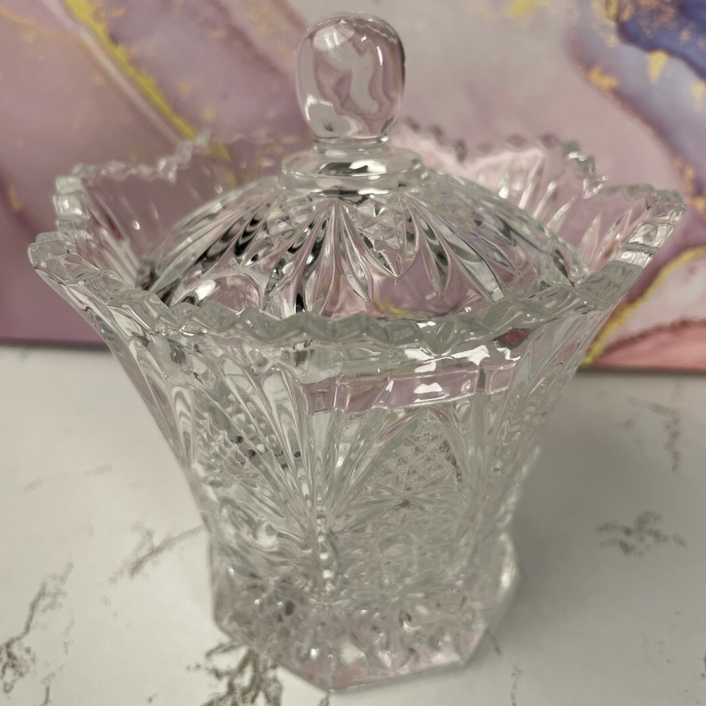 Star and Roses Crystal Dish